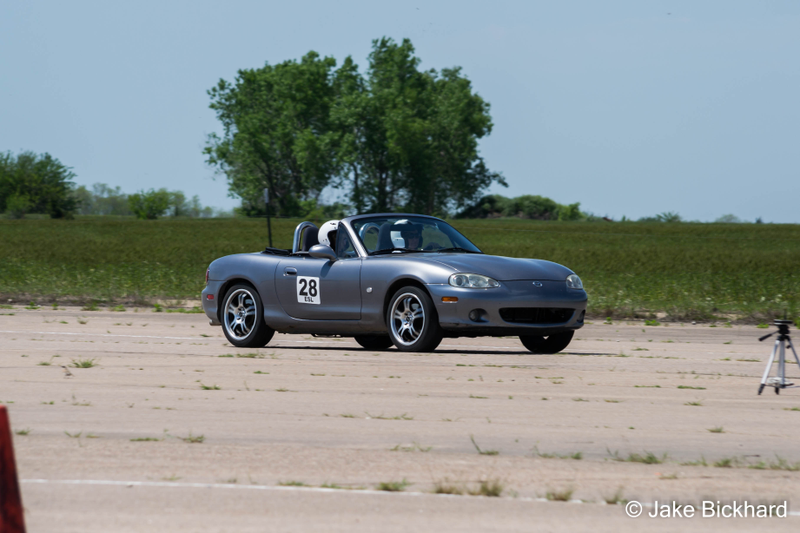 Illustration for article titled Huge Juicy Autocross Photodump